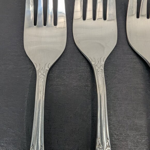 Hanford Forge Stainless Steel Dinner Forks Floral Design Set of 4 - Picture 9 of 11